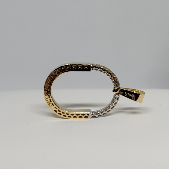 Jewelry - 18K Two-Tone Japan Gold Oval Pendant